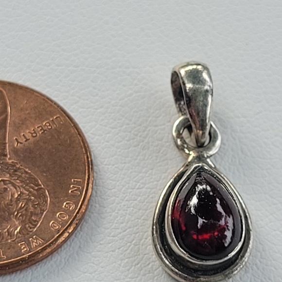 Silver Red Garnet Color Pendant Dainty - Picture 7 of 10